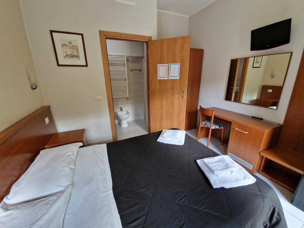 Hotel Bonola Milánó Kültér fotó