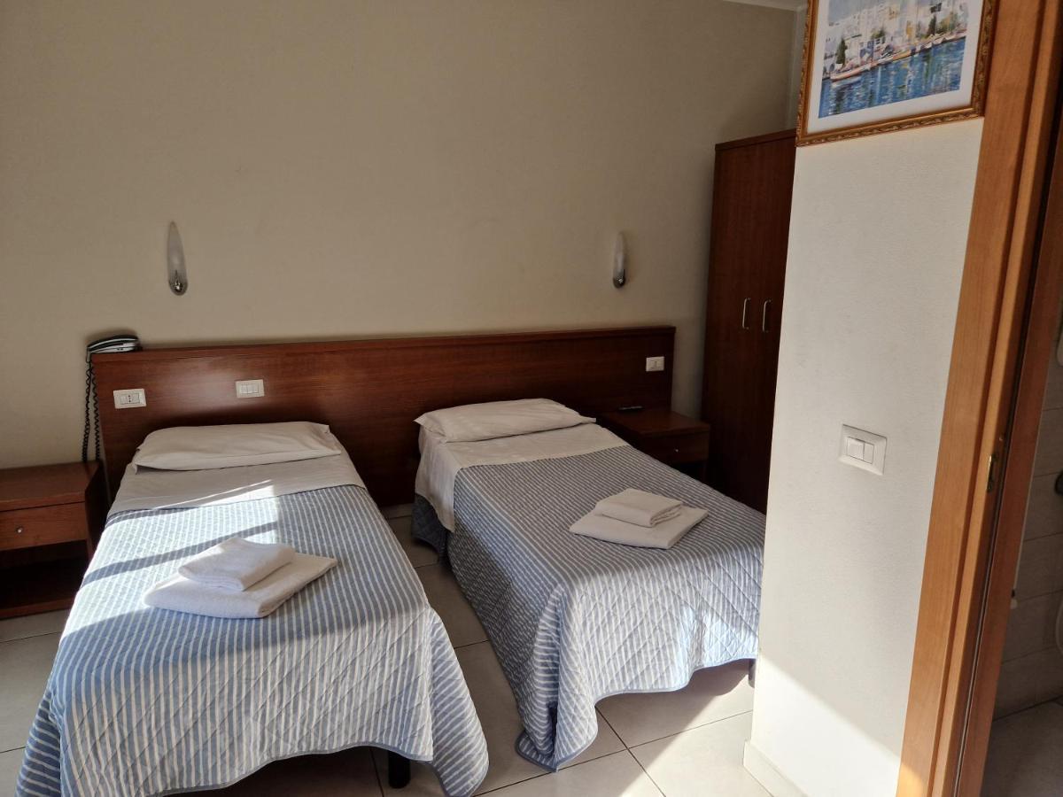 Hotel Bonola Milánó Kültér fotó