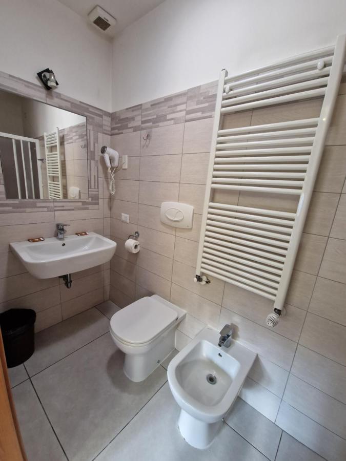 Hotel Bonola Milánó Kültér fotó