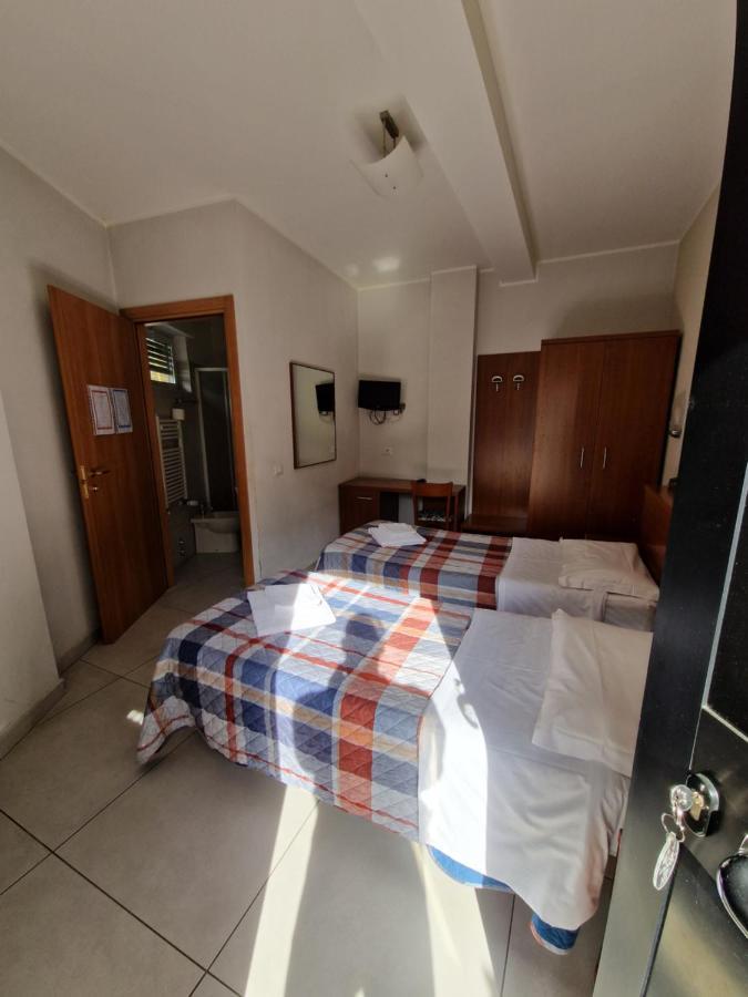 Hotel Bonola Milánó Kültér fotó