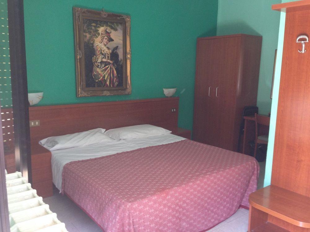 Hotel Bonola Milánó Kültér fotó