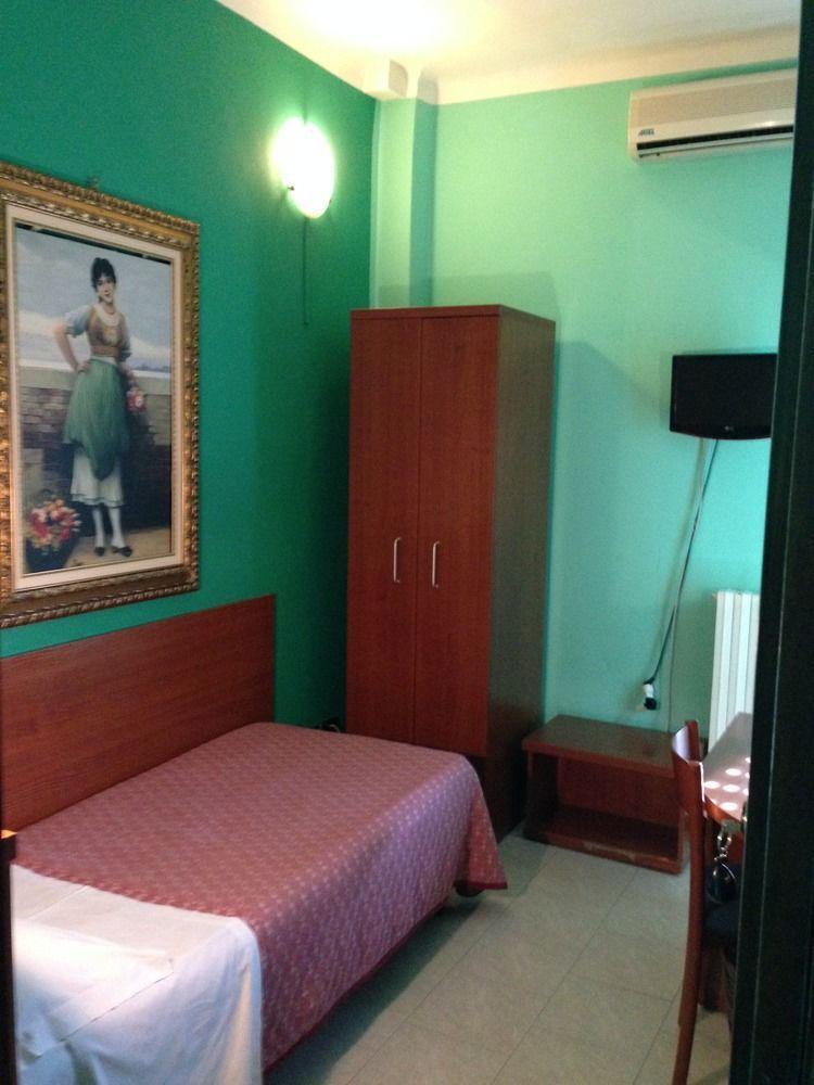 Hotel Bonola Milánó Kültér fotó