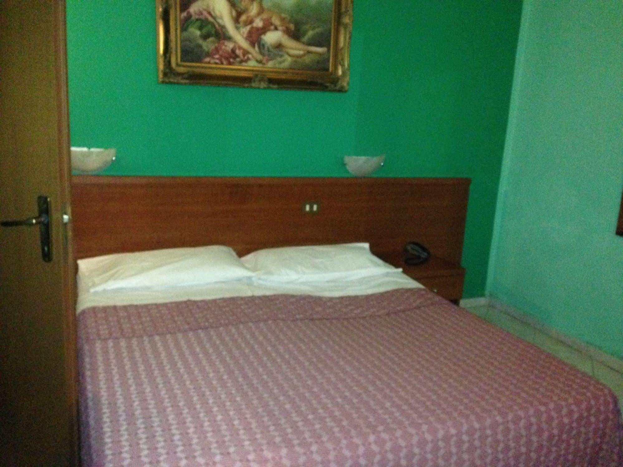 Hotel Bonola Milánó Kültér fotó